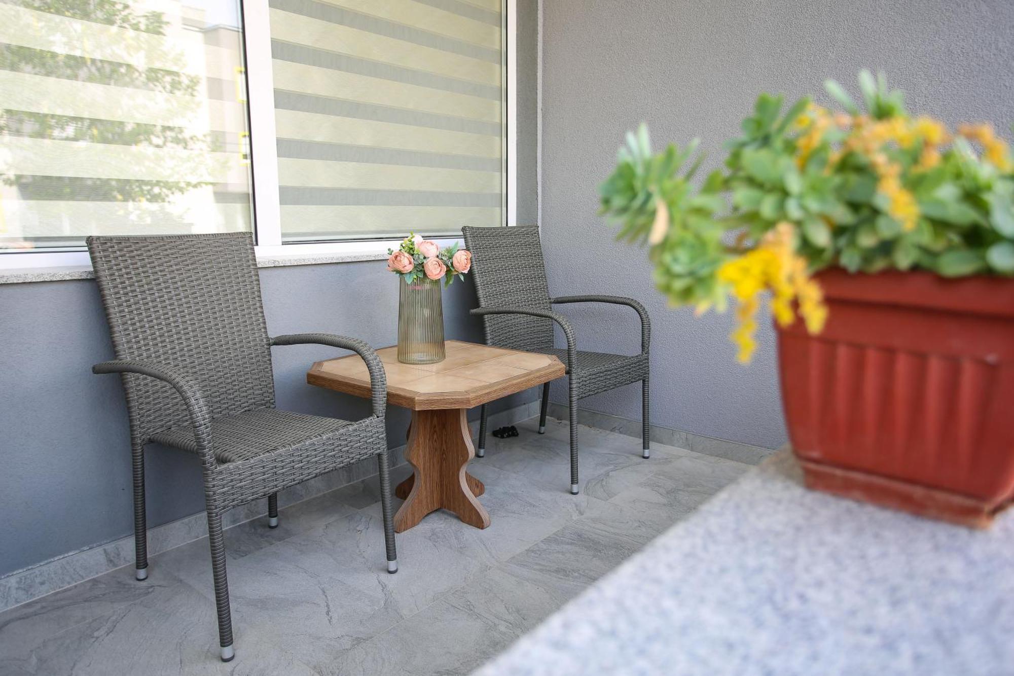 Apartment Hercegovina 2 Мостар Экстерьер фото